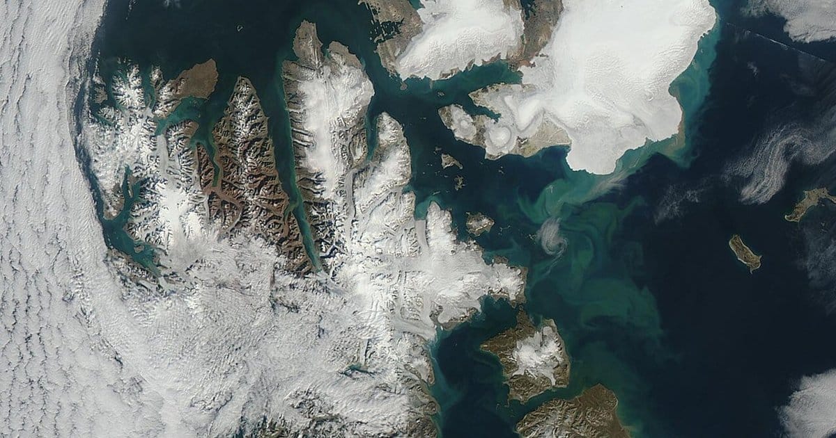 Schiff in Spitzbergen beschlagnahmt