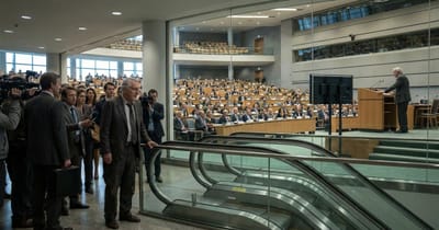 Weltordnung im Schleuderkurs